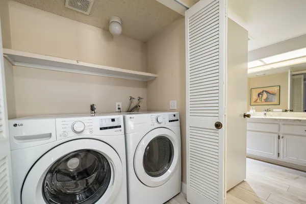 $369,900 | 40523 Preston Trail, Palm Desert, CA 92211