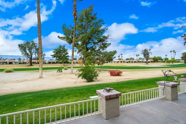 $369,900 | 40523 Preston Trail, Palm Desert, CA 92211
