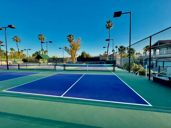 $369,900 | 40523 Preston Trail, Palm Desert, CA 92211