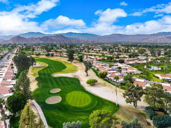 $369,900 | 40523 Preston Trail, Palm Desert, CA 92211