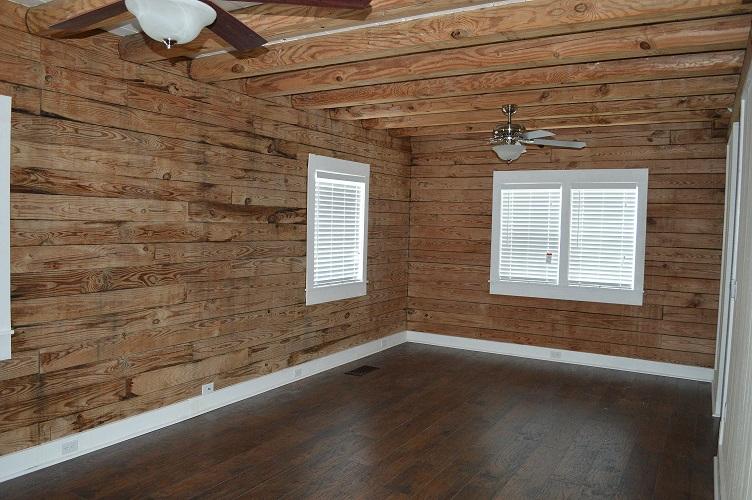 408 East Weatherbee Road Fort Pierce, FL 34982 - Photo 3 of 27 DSC_0062
