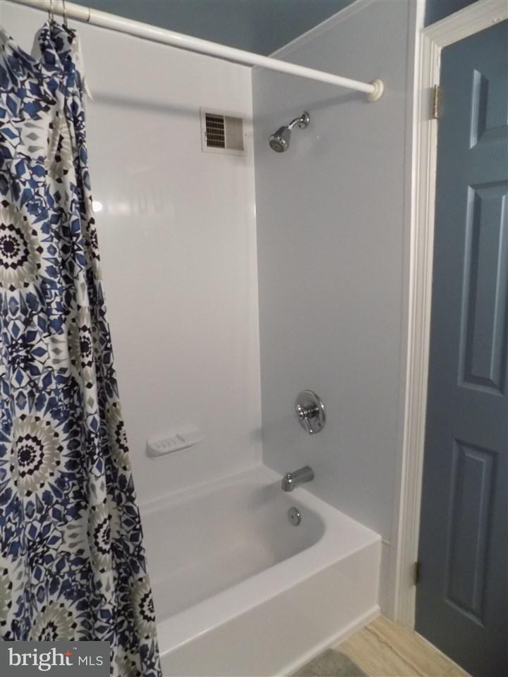 3734 Rutherford Street Harrisburg, PA 17111 - Photo 12 of 20 Gallery Image 12