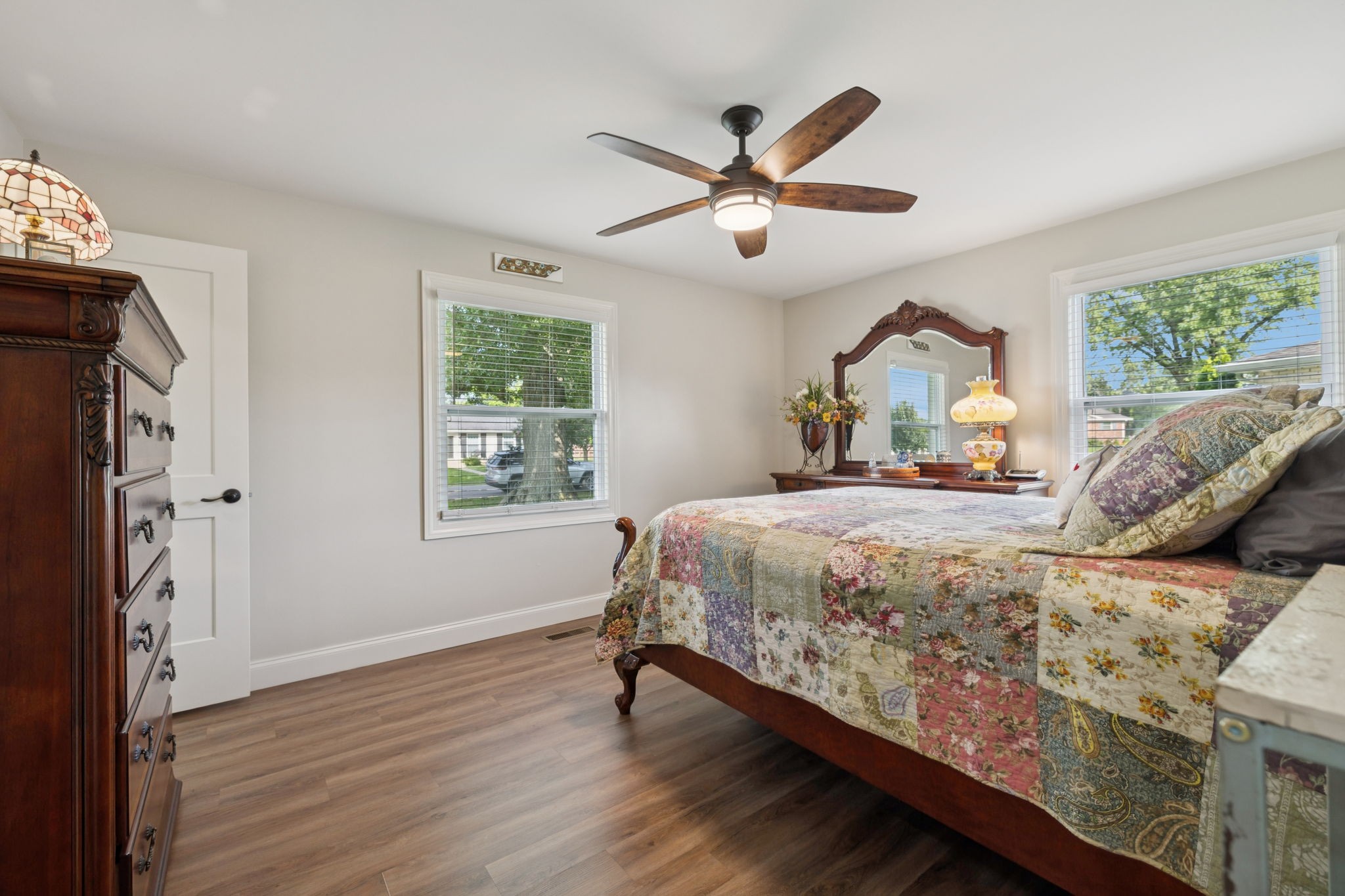 213 Knob Road Lebanon, TN 37087 - Photo 25 of 39 a bedroom with a bed and a window