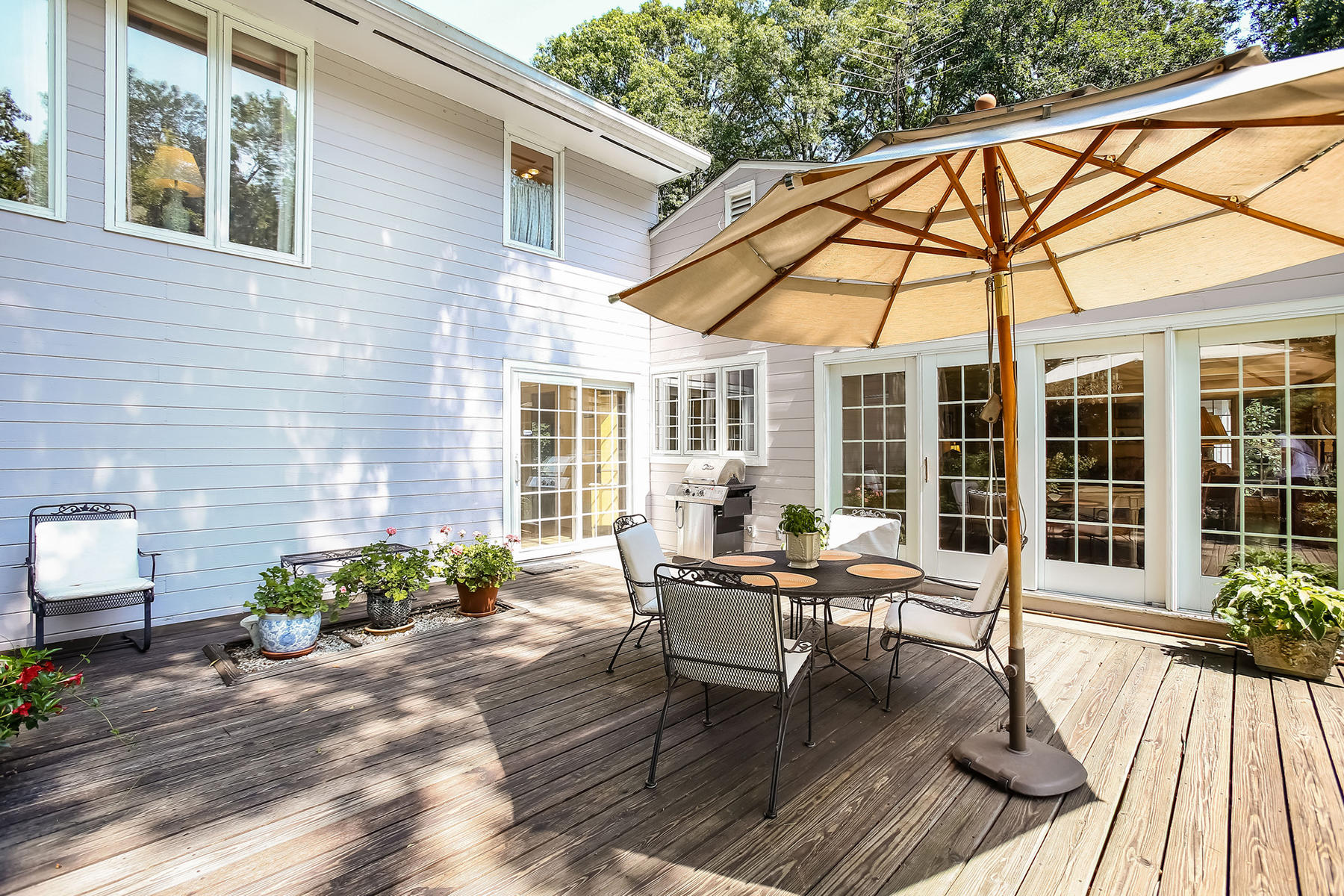 30 Old Oak Road Darien, CT 06820 - Photo 17 of 25