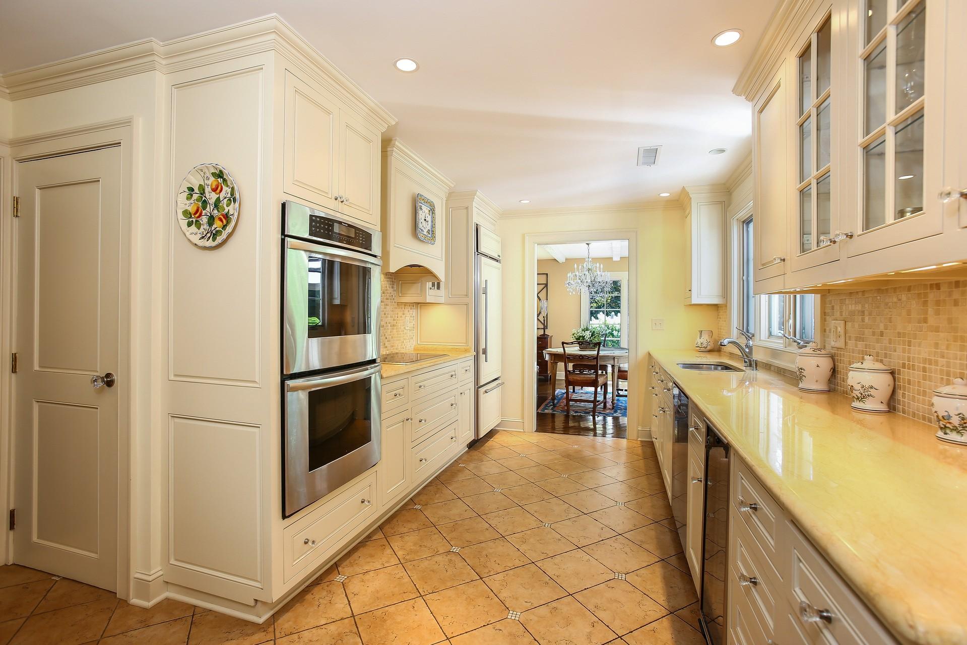 30 Old Oak Road Darien, CT 06820 - Photo 10 of 25 a kitchen with stainless steel appliances granite countertop a refrigerator and a sink