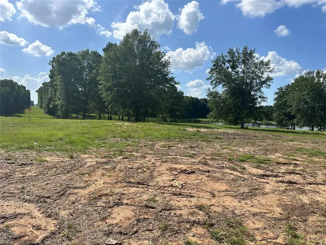 $72,000 | -lot70) Autumn Creek Circle, Greenwood, LA 71033