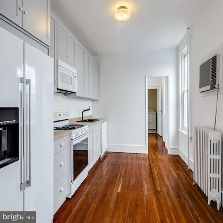 $2,900 | 243 Krams Avenue, Philadelphia, PA 19128