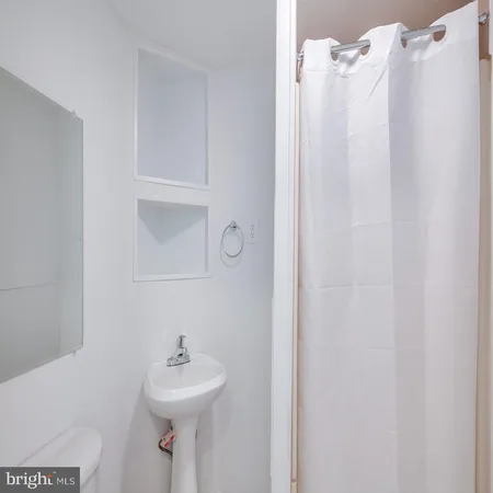 $2,900 | 243 Krams Avenue, Philadelphia, PA 19128