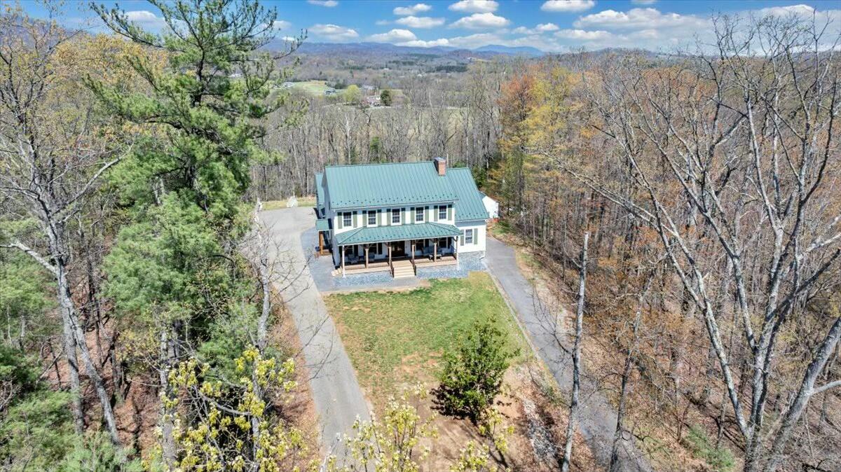 220 Fox Run Road Boones Mill, VA 24065 - Photo 62 of 81 tempImagedSJrGq
