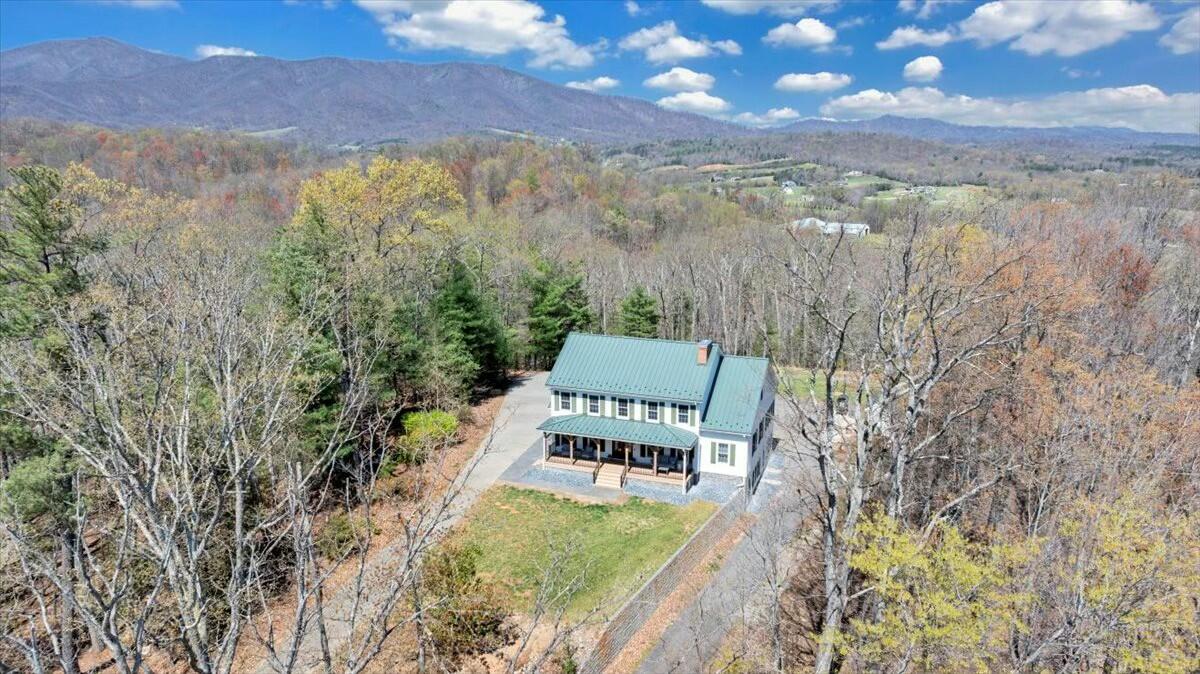 220 Fox Run Road Boones Mill, VA 24065 - Photo 63 of 81 tempImageKjrW02