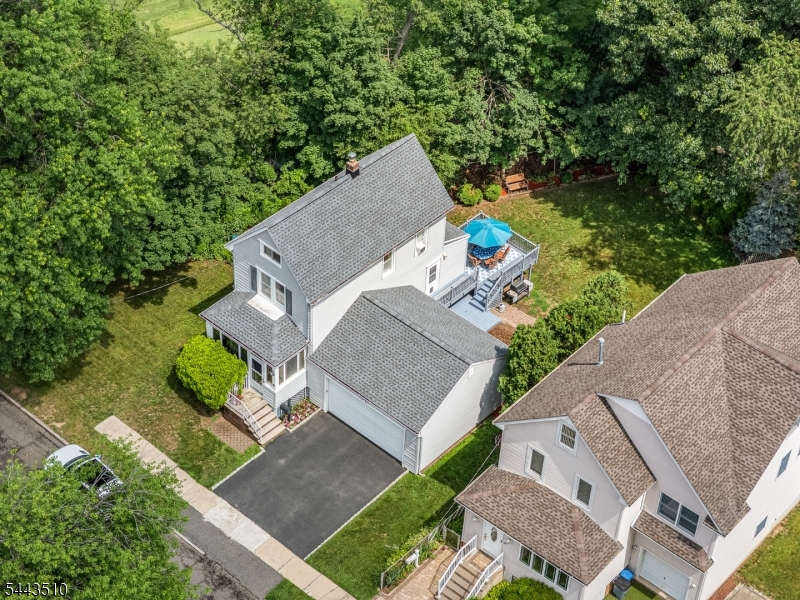 39 Union Place Bloomfield, NJ 07003 - Photo 1 of 35