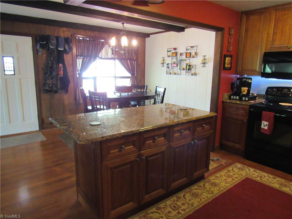 1320 Old Mail Rte Road King, NC 27021 - Photo 24 of 30