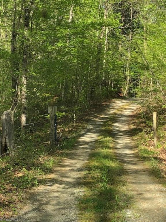 1320 Old Mail Rte Road King, NC 27021 - Photo 5 of 30