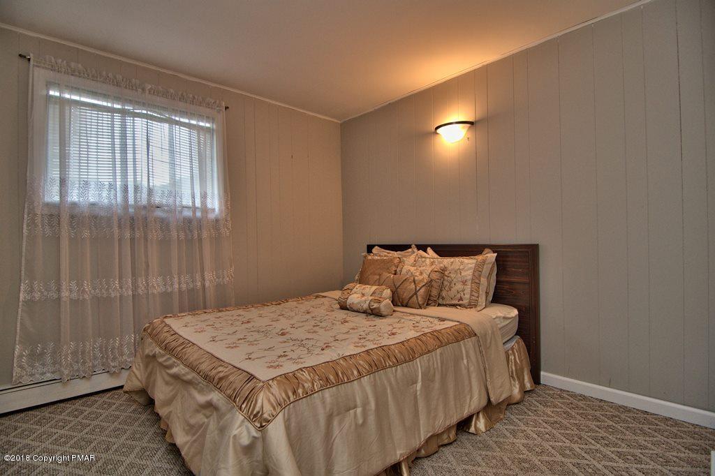 309 Albert Road Stroudsburg, PA 18360 - Photo 37 of 43 LL bedroom
