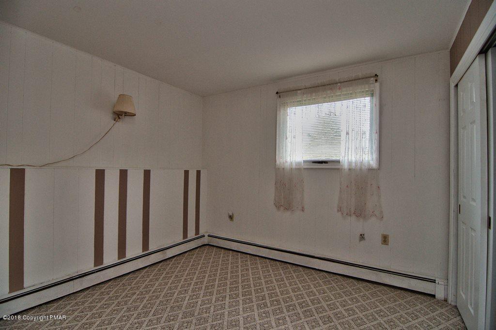 309 Albert Road Stroudsburg, PA 18360 - Photo 39 of 43 inlaw suite