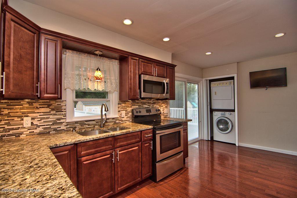309 Albert Road Stroudsburg, PA 18360 - Photo 6 of 43 main floor kitchen