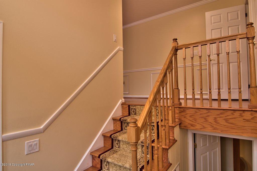 309 Albert Road Stroudsburg, PA 18360 - Photo 9 of 43 entrance