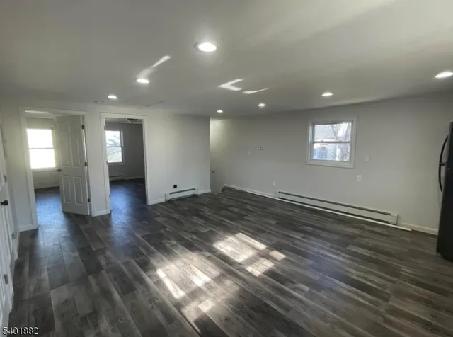 $2,000 | 10 Hopper Street, Unit 2, Paterson, NJ 07508