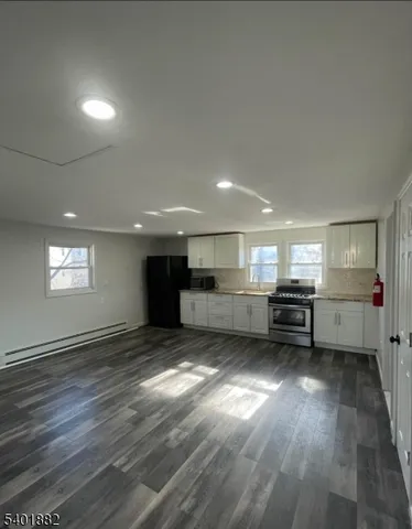 $2,000 | 10 Hopper Street, Unit 2, Paterson, NJ 07508