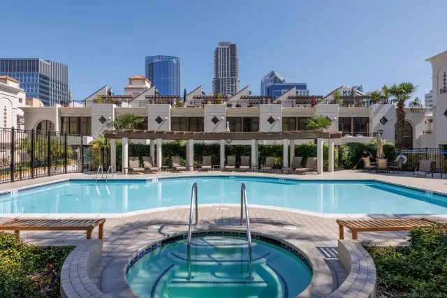 $595,000 | 700 West Harbor Drive, Unit 202, San Diego, CA 92101