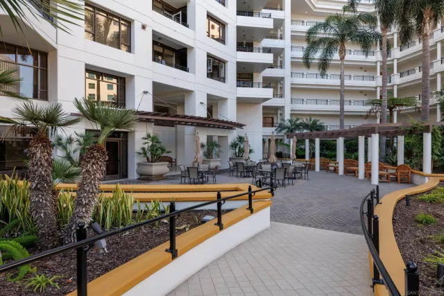 $595,000 | 700 West Harbor Drive, Unit 202, San Diego, CA 92101