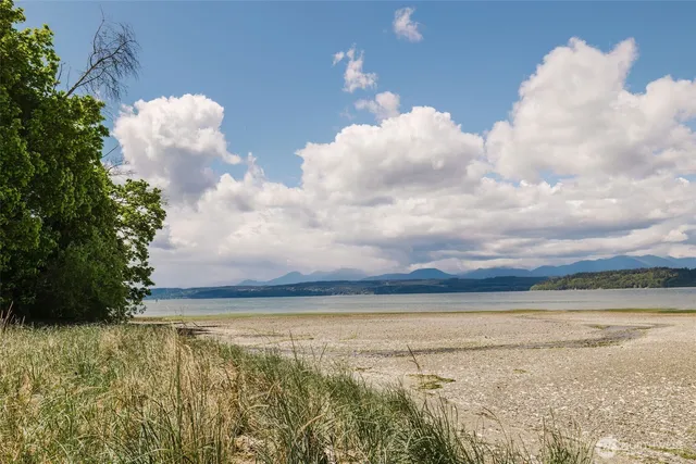 $499,999 | 1799 Northwest Mulholland Boulevard, Poulsbo, WA 98370