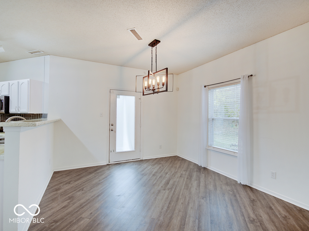 13315 Patriotic Way Fishers, IN 46037 - Photo 13 of 44