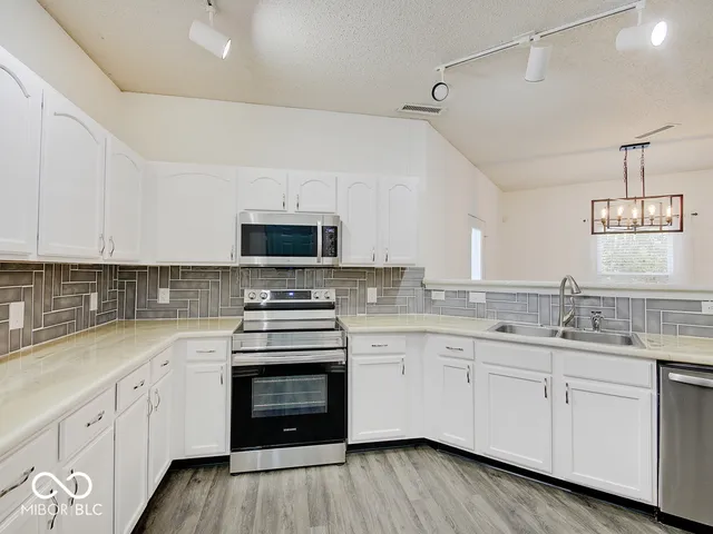 $350,000 | 13315 Patriotic Way, Fishers, IN 46037