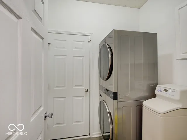 $350,000 | 13315 Patriotic Way, Fishers, IN 46037