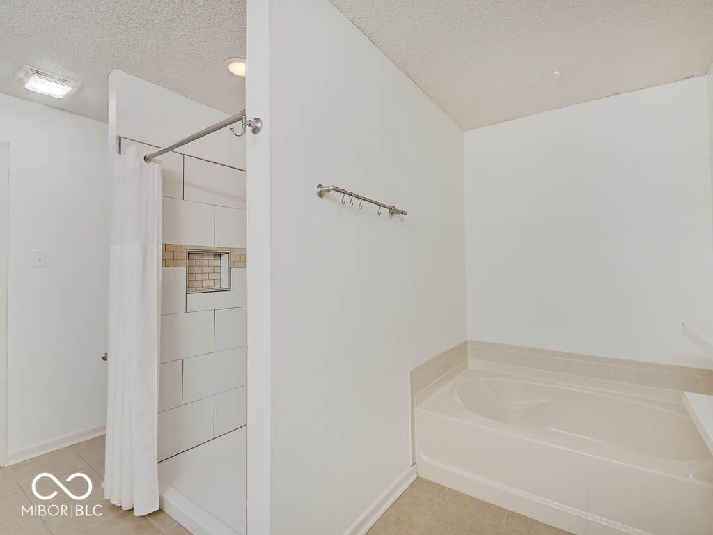 13315 Patriotic Way Fishers, IN 46037 - Photo 30 of 44