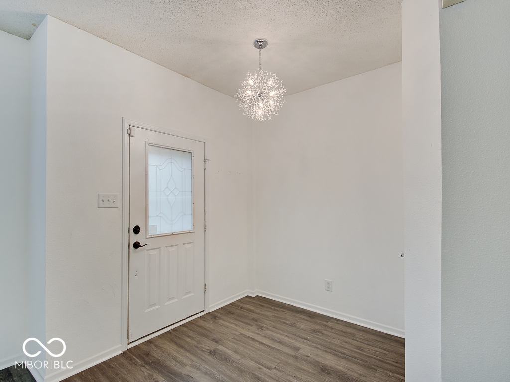 13315 Patriotic Way Fishers, IN 46037 - Photo 4 of 44