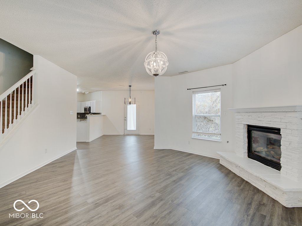 13315 Patriotic Way Fishers, IN 46037 - Photo 10 of 44