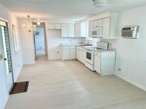 $79,900 | 5400 Southeast Jack Avenue, Stuart, FL 34997