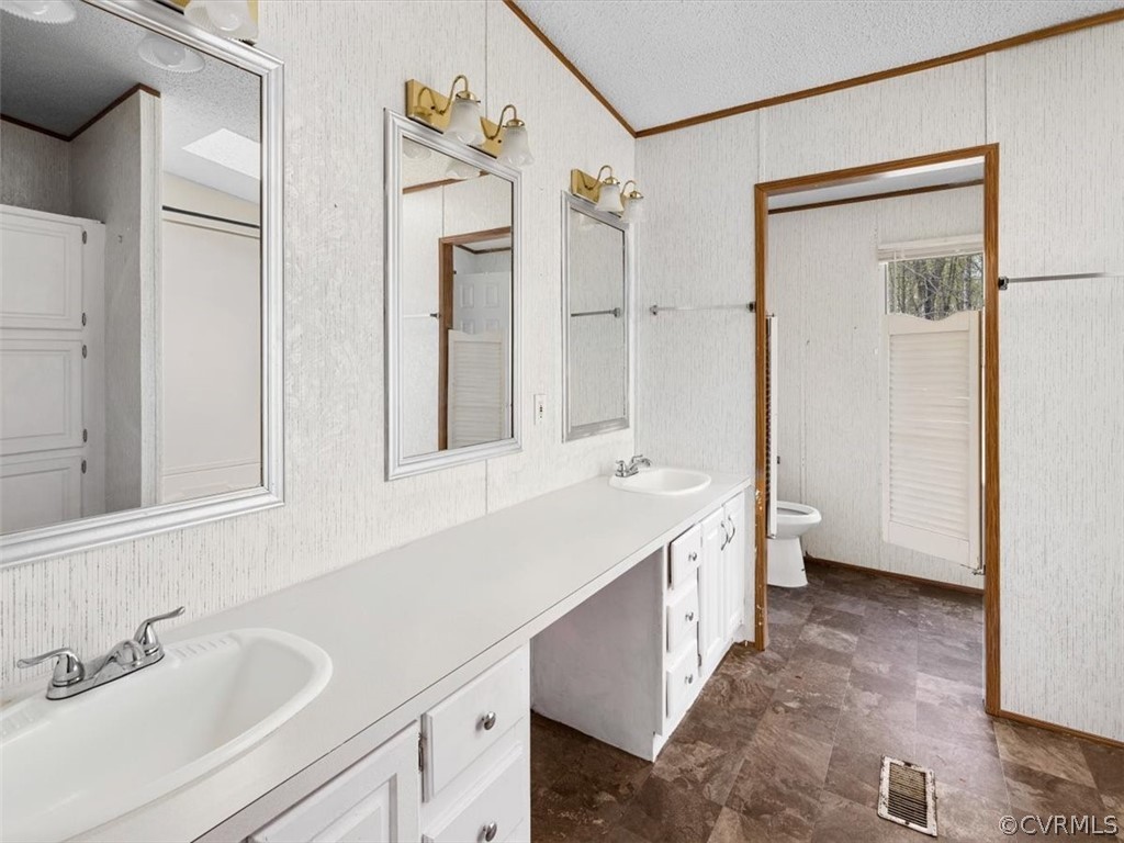 4271 Three Bridge Road Powhatan, VA 23139 - Photo 6 of 21 Gallery Image 6