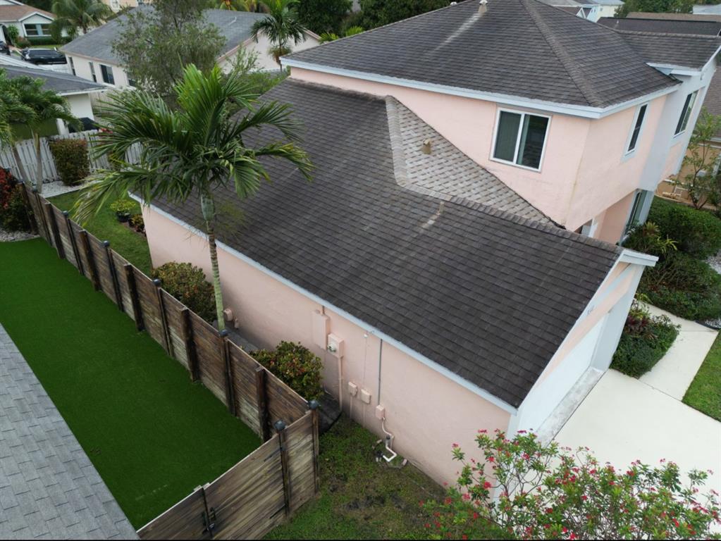 3111 Thames Way Miramar, FL 33025 - Photo 4 of 18 a view of a house with backyard