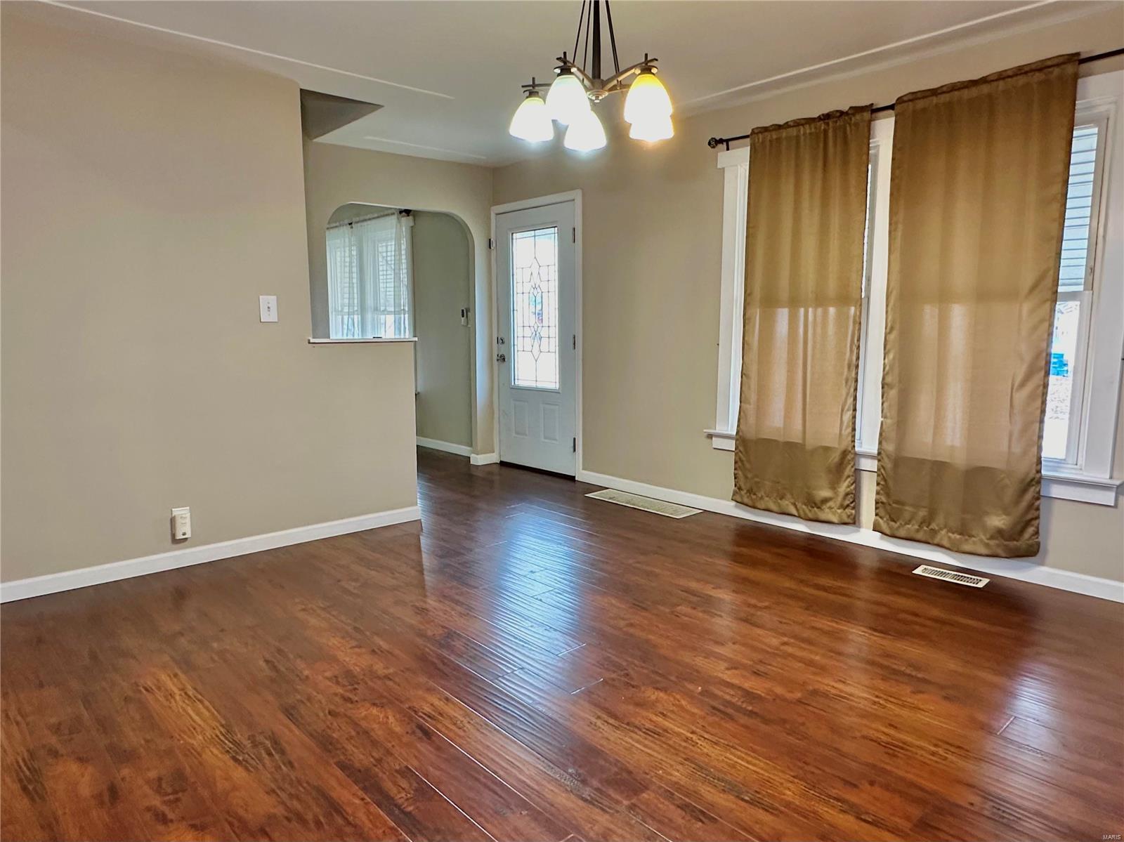 2874 Ralph Street Granite City, IL 62040 - Photo 7 of 35 Gallery Image 7