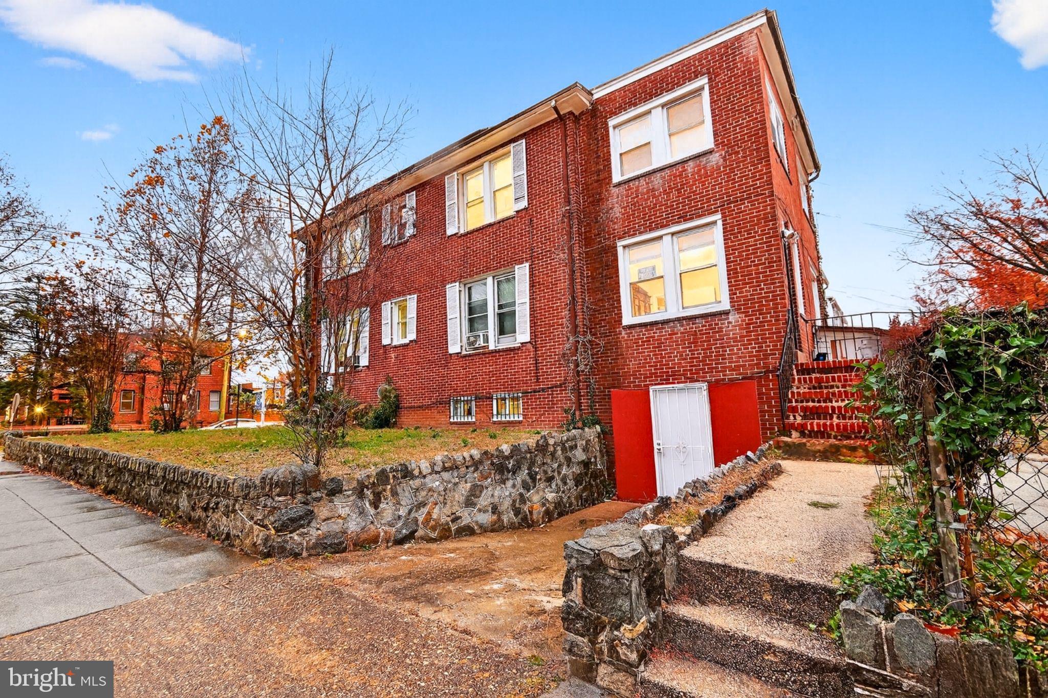 740 Rittenhouse Street Northwest Washington, DC 20011 - Photo 20 of 21