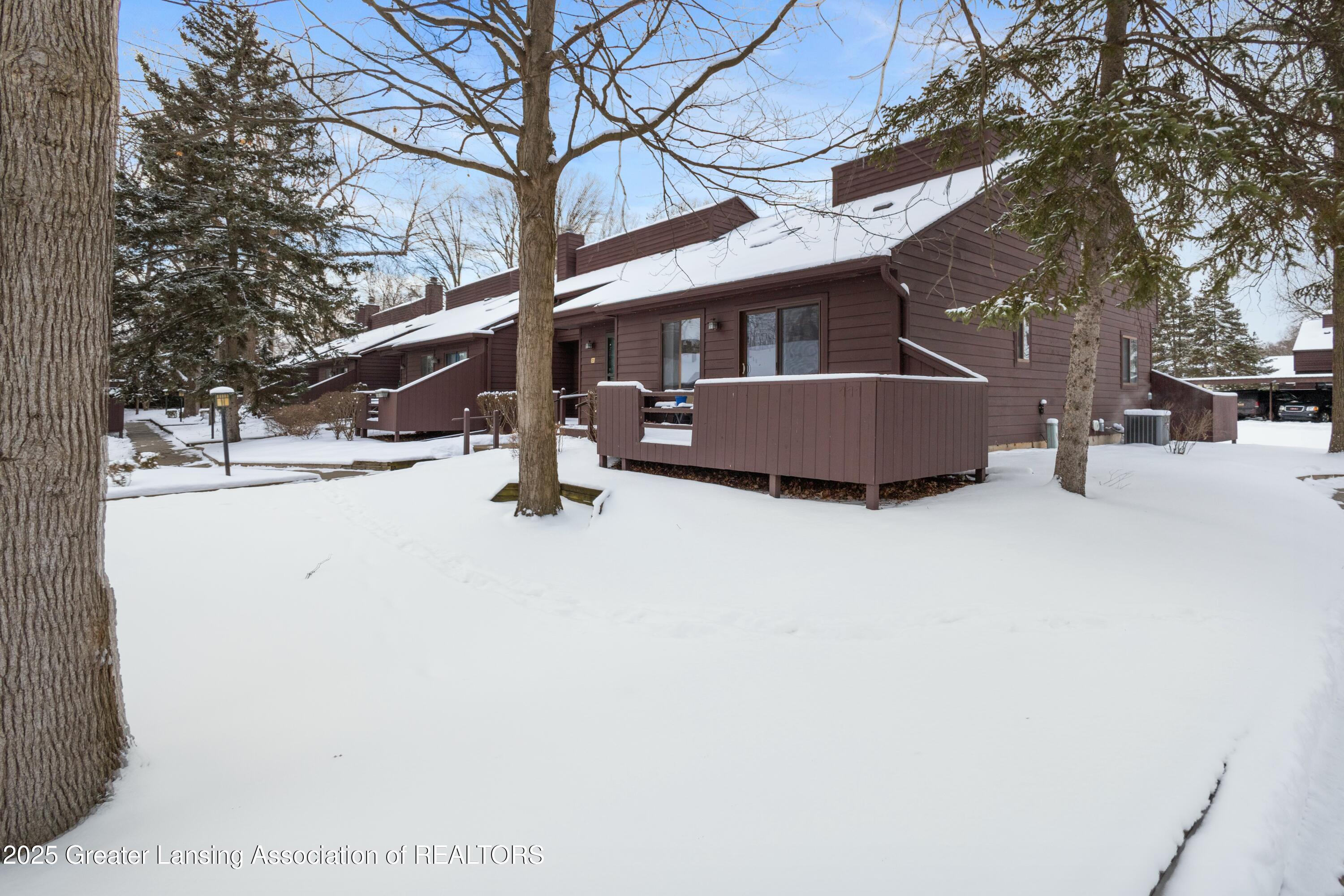 111 East Jolly Road, Unit 25 Lansing, MI 48910 - Photo 42 of 47 tempImageSE1YvM