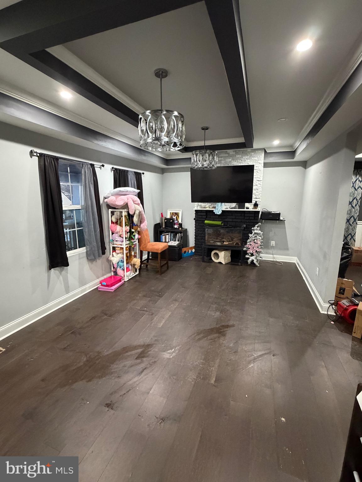 2612 Allendale Road Baltimore, MD 21216 - Photo 5 of 16 Living Room