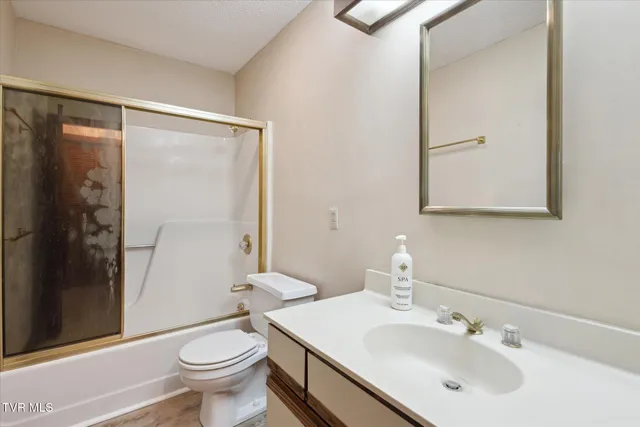 $220,500 | 20 Willowbrook Drive, Unit 20, Kingsport, TN 37660