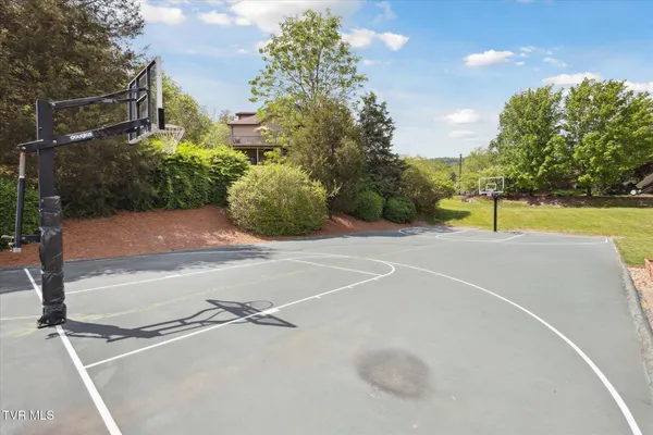 $215,000 | 20 Willowbrook Drive, Unit 20, Kingsport, TN 37660
