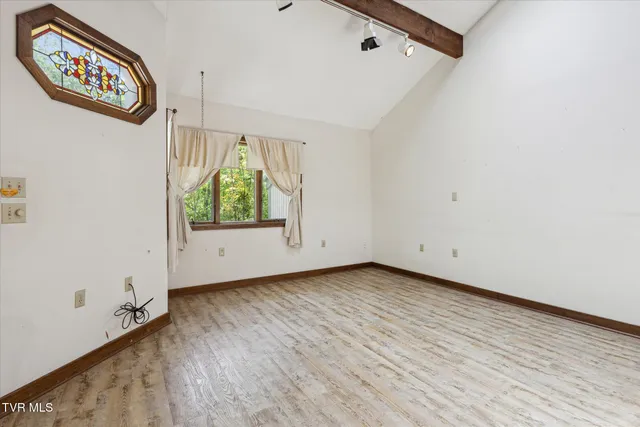 $220,500 | 20 Willowbrook Drive, Unit 20, Kingsport, TN 37660