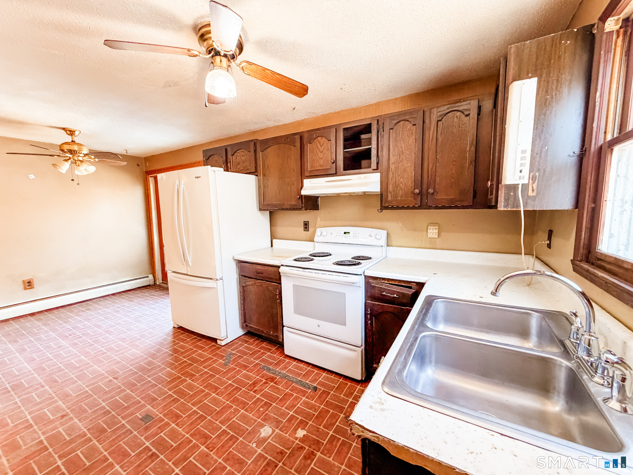 274 Colburn Road Canterbury, CT 06331 - Photo 3 of 16