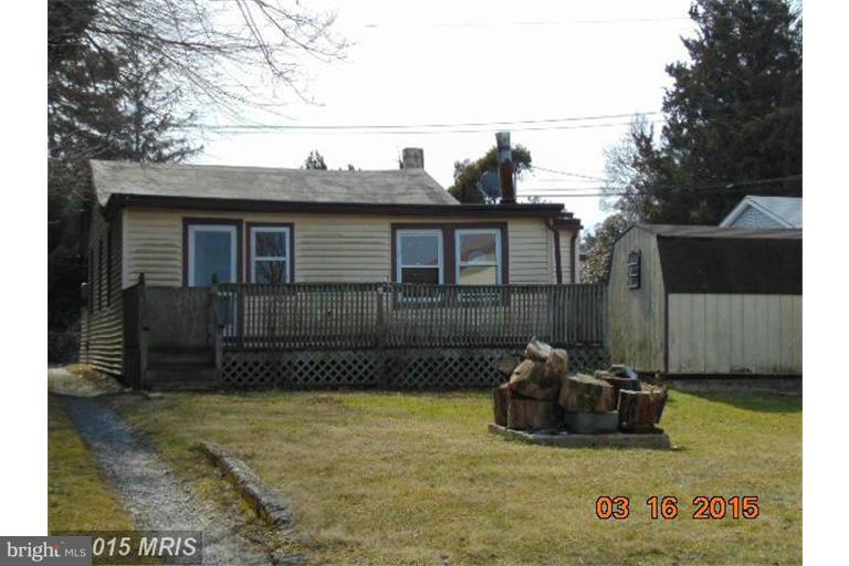 2262 Monocacy Road Essex, MD 21221 - Photo 17 of 18 (2260) Rear---Waterview
