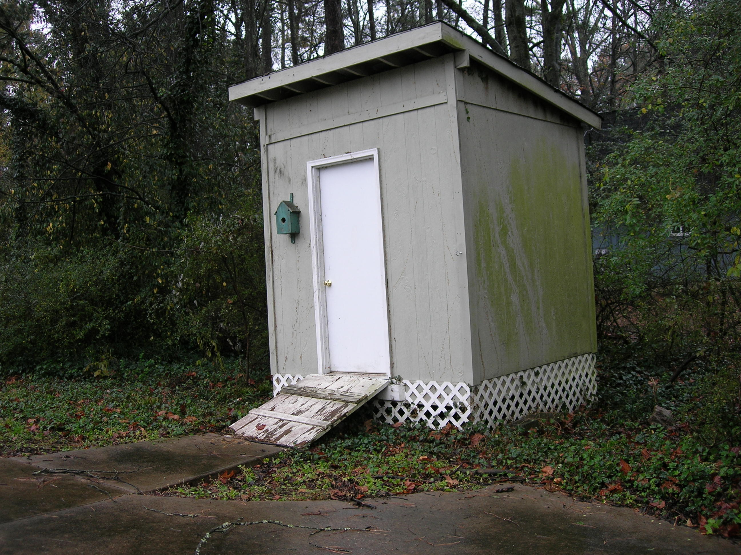 203 Frawley Road Chattanooga, TN 37412 - Photo 7 of 7 203 shed from drive