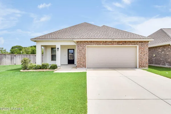 $2,200 | 224 Cres Vw Lane, Duson, LA 70529