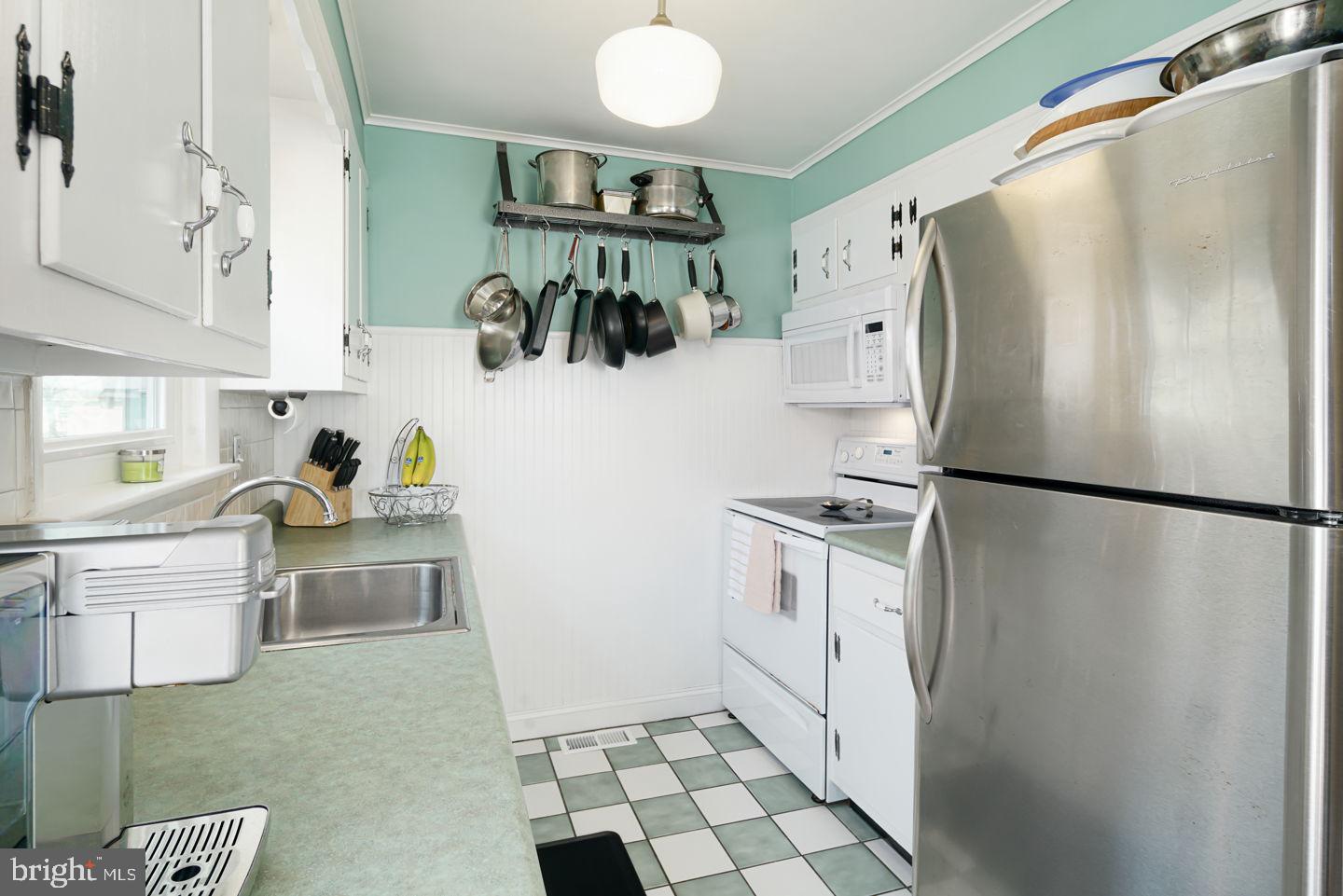 309 Yale Road Haddonfield, NJ 08033 - Photo 4 of 38