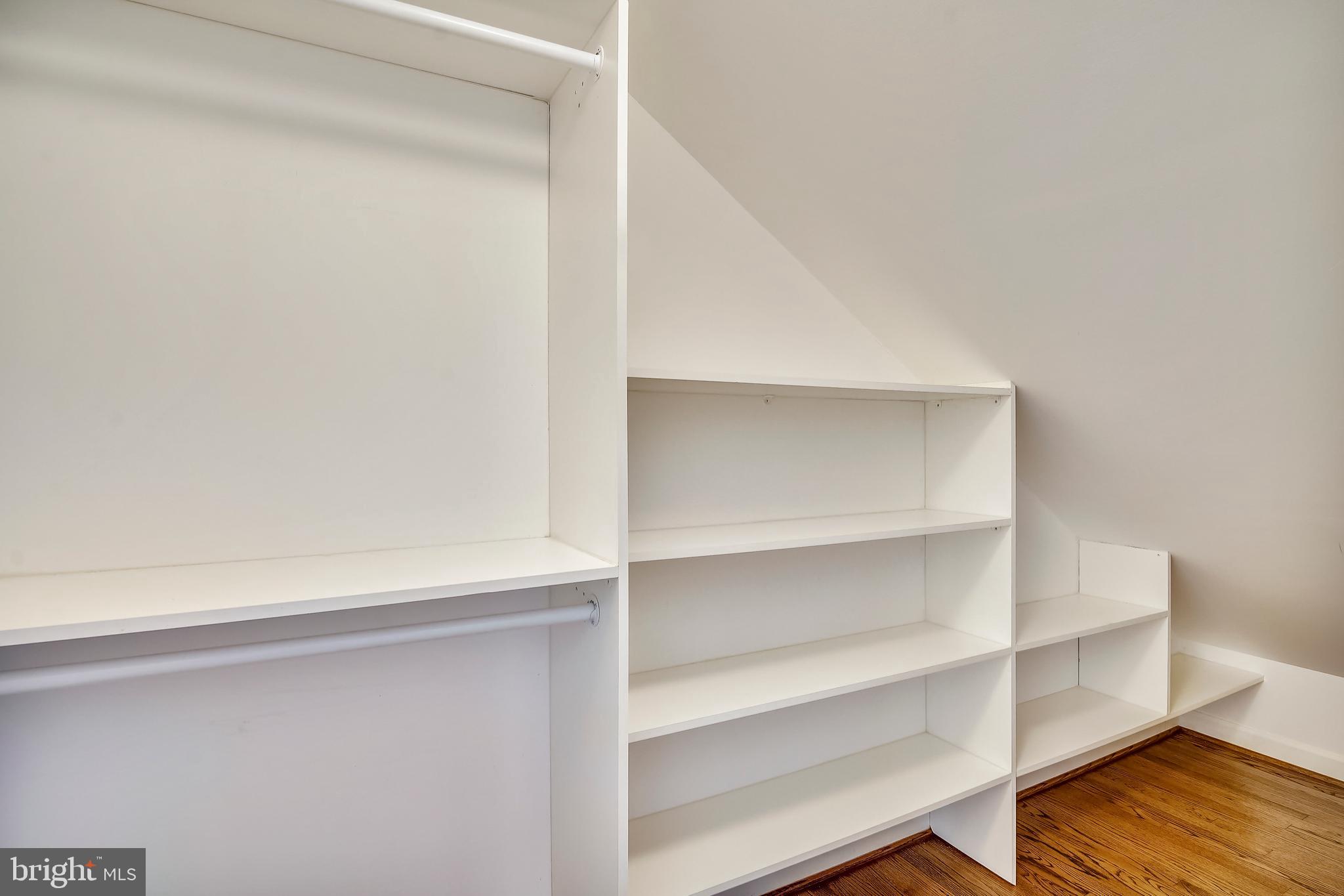 6661 South Clifton Road Frederick, MD 21703 - Photo 29 of 68 Third master bedroom walk in closet