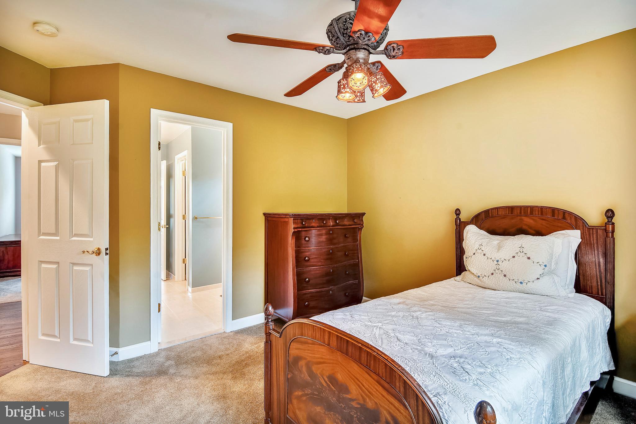 6661 South Clifton Road Frederick, MD 21703 - Photo 34 of 68 3rd bedroom with bathroom entrance