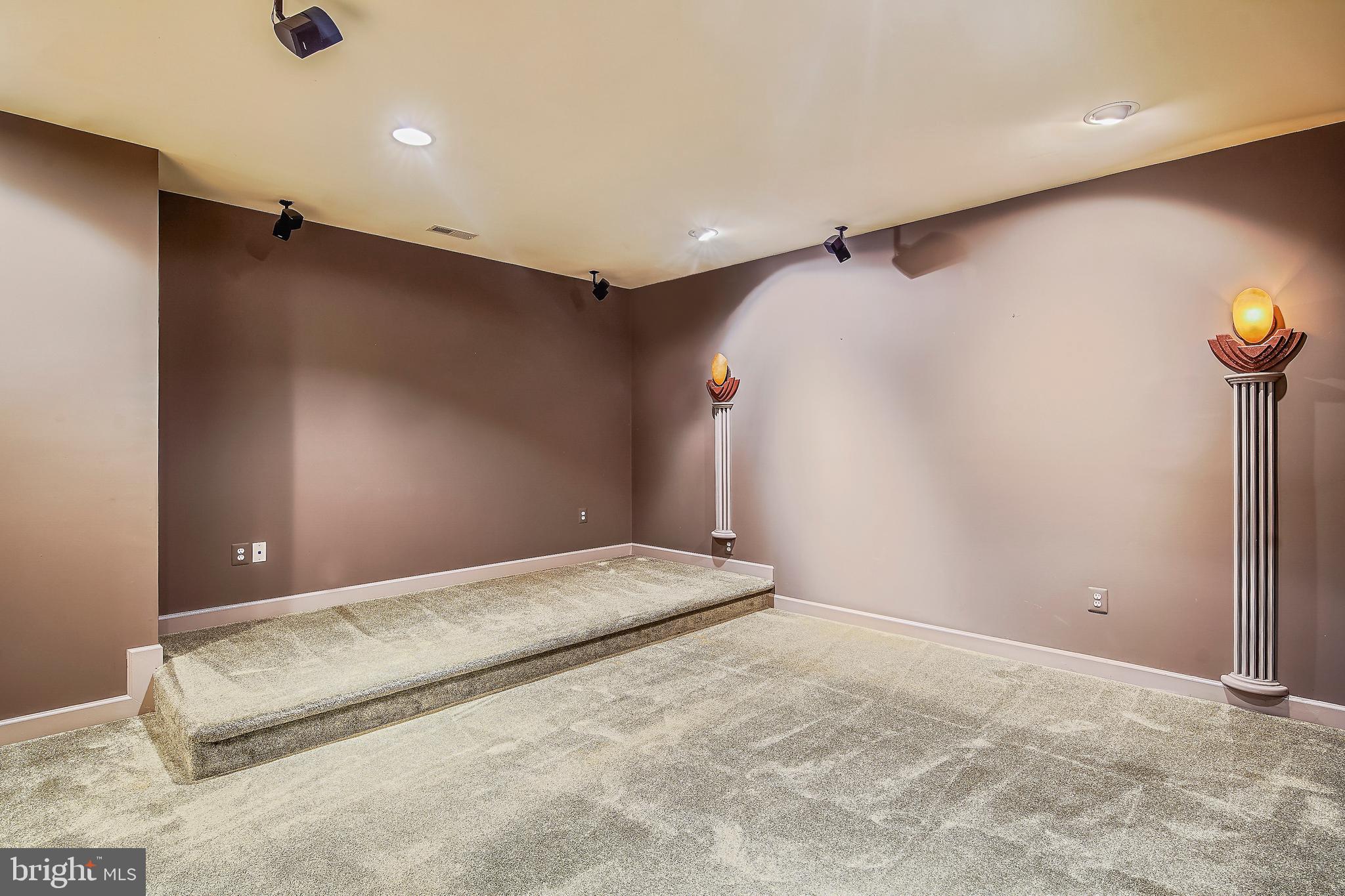 6661 South Clifton Road Frederick, MD 21703 - Photo 47 of 68 Home theatre